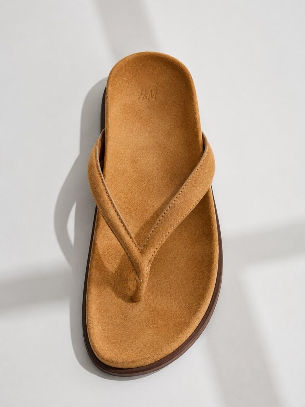H&M Tan Suede Look Flip Flop Sandals Size 8 / EU 39 NWT